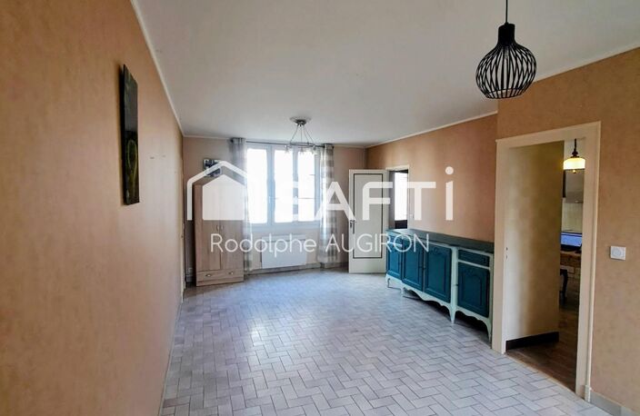 MAISON DE VILLE 3 CHAMBRES avec deux garages et dépendances — photo 4