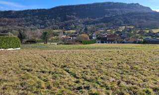 Terrain  791 m² à vendre à Saint-Pierre-de-Curtille (73310)