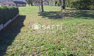Terrain  791 m² à vendre à Saint-Pierre-de-Curtille (73310)