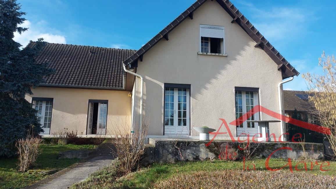 Villa / Maison  T6 à vendre Sézanne 51120