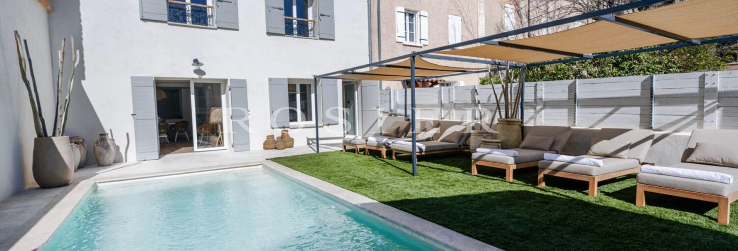 Maison 8 Pièces 205 m² à vendre à Bédoin (84410)