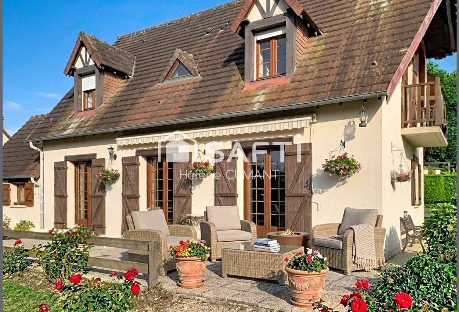 Maison lumineuse, en parfait état, au coeur du bourg de Cambremer. — photo 1