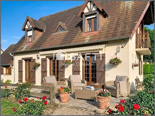 Maison lumineuse, en parfait état, au coeur du bourg de Cambremer. — photo du bien
