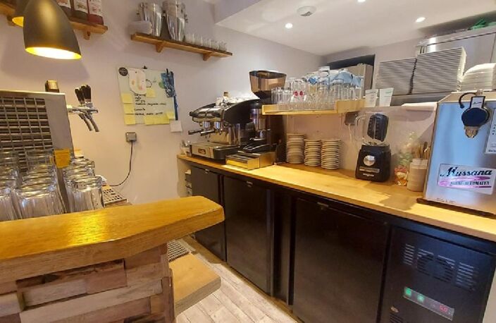 Local commercial Boutique — photo 2