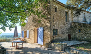 Maison 12 Pièces 480 m² à vendre à Cucuron (84160)