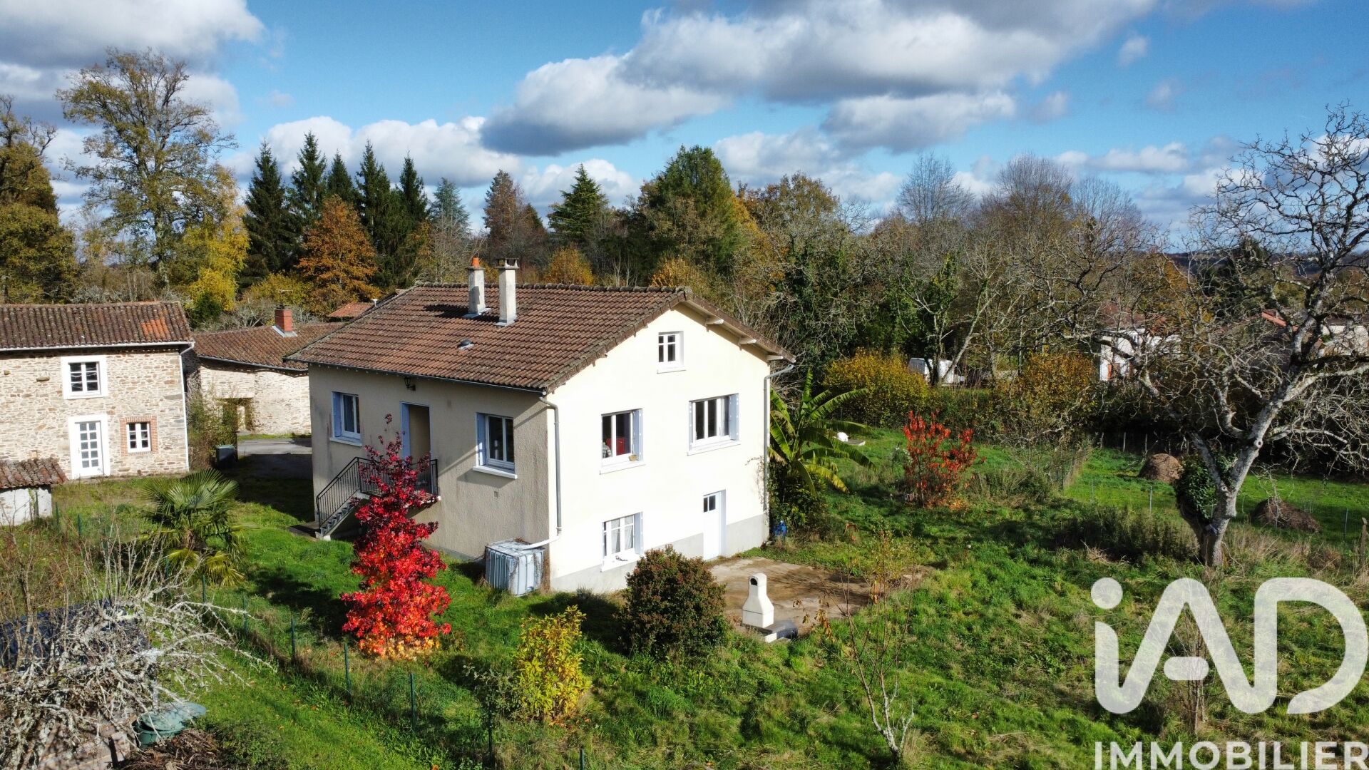 Champagnac-La-Riviere - 76m² - 3p. - 2ch.