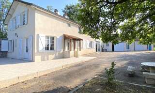 Maison 10 Pièces 310 m² à vendre à Bussière-Badil (24360)