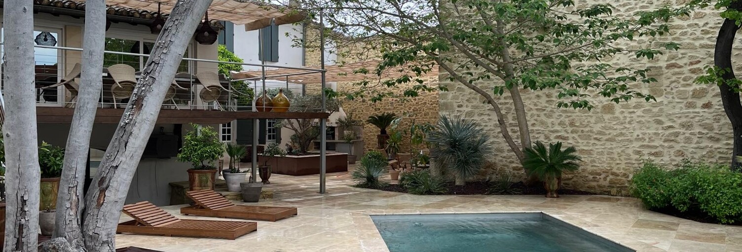 Maison 8 Pièces 300 m² à vendre à Aigues-Vives (30670)