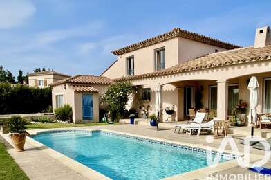 Maison 7 pièces 599000 €