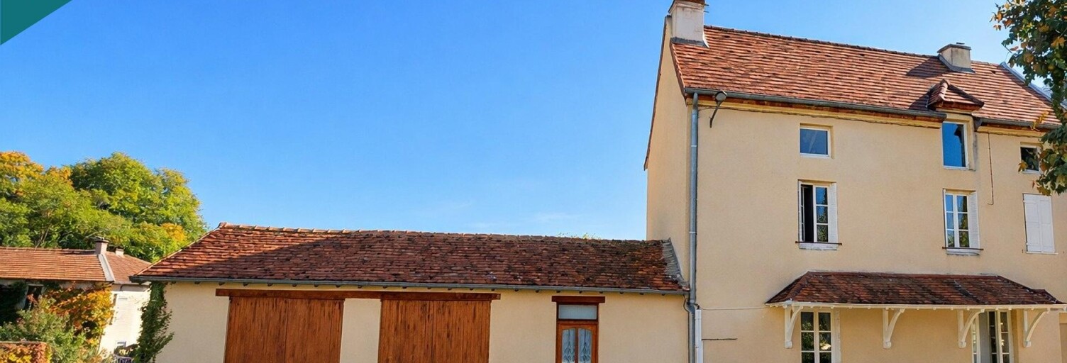 Maison 8 Pièces 181 m² à vendre à Salornay-sur-Guye (71250)