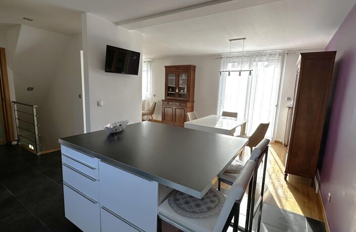 Deux maison en une, prête à vivre ou louer — photo 4