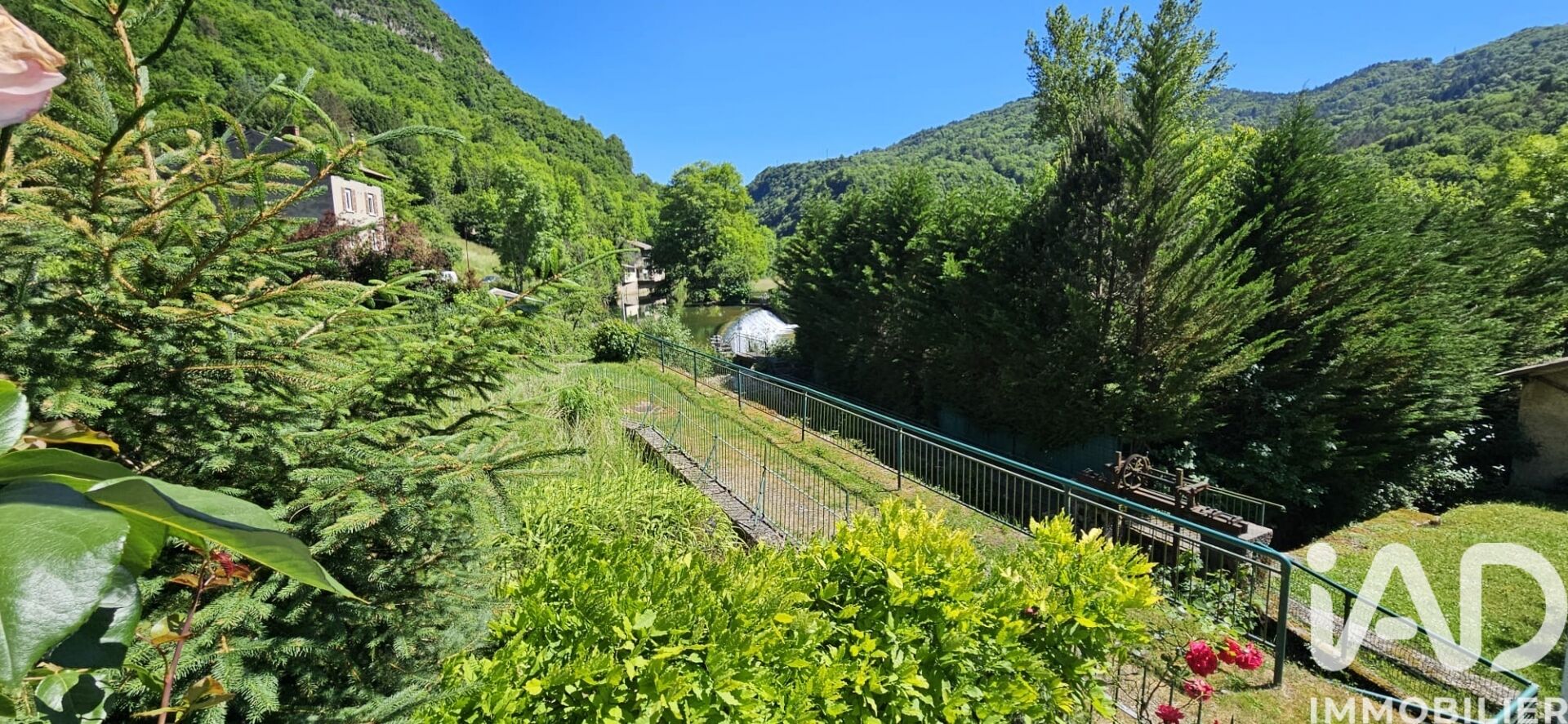 Vente Maison/villa 8 pièces - Photo 2