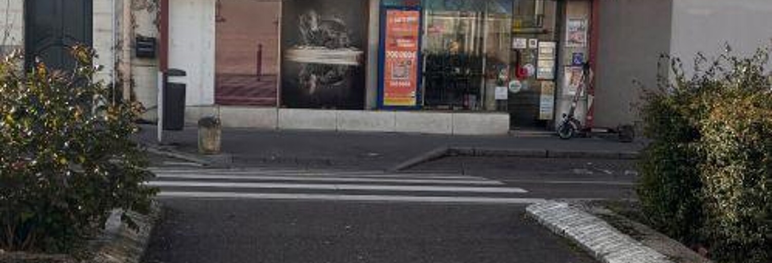 Commerce  100 m² à vendre à Chalon-sur-Saône (71100)