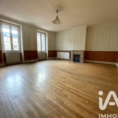 Appartement 5 pièces 157000 €