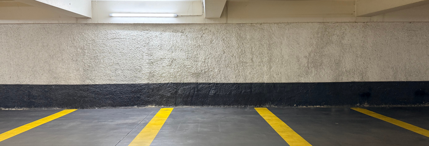 Garage  12 m² à vendre à Paris 1 (75001)