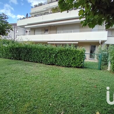 Appartement 3 pièces 240000 €