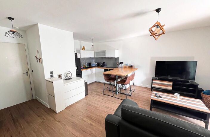 À Vendre – Magnifique T2 rénové avec terrasse, garage – Castelnau Le Lez, proche TRAM — photo 3