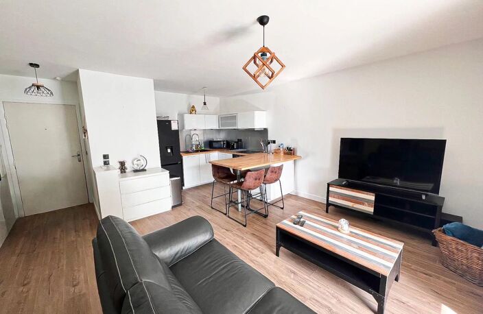 À Vendre – Magnifique T2 rénové avec terrasse, garage – Castelnau Le Lez, proche TRAM — photo 4