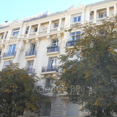 Appartement 3 pièces 299800 €