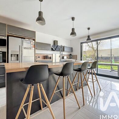 Maison 5 pièces 330000 €