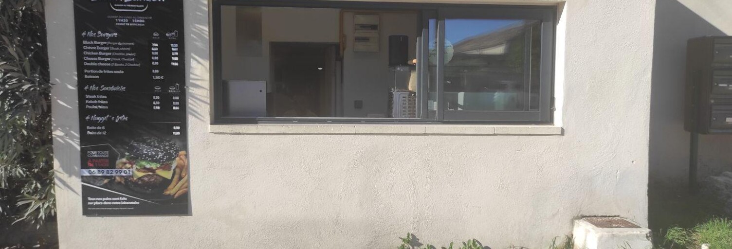 Commerce  601 m² à vendre à Maubec (84660)