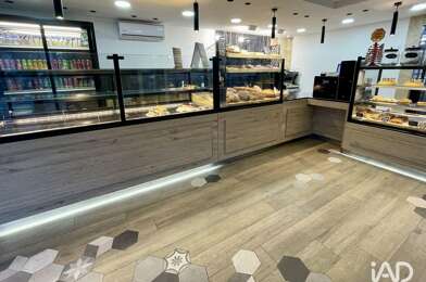 Commerce  310000 €