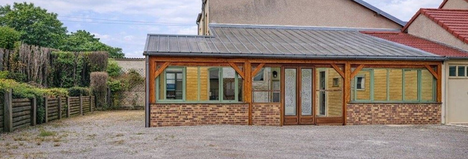 Maison 8 Pièces 200 m² à vendre à Viéville (52310)