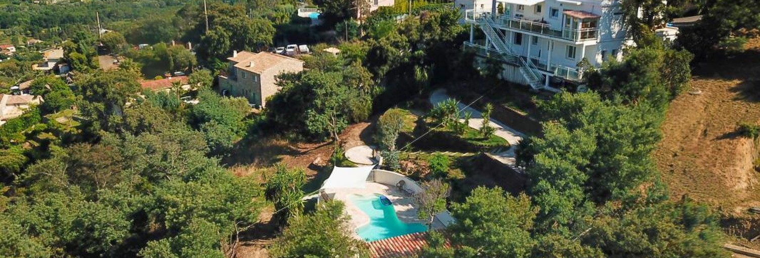 Maison 5 Pièces 260 m² à vendre à Mandelieu-la-Napoule (06210)