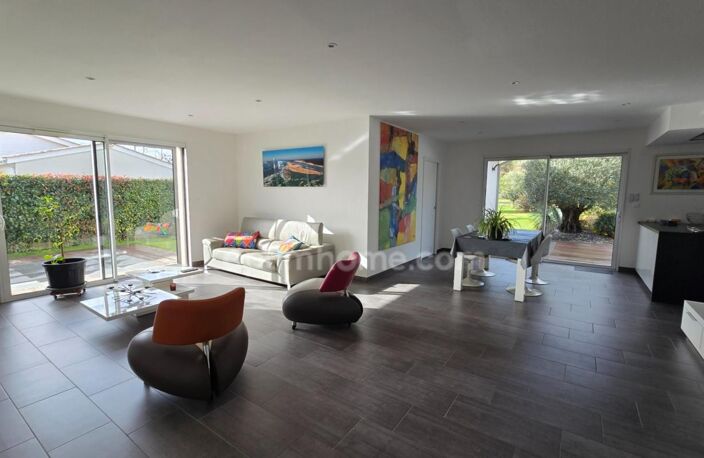 Villa contemporaine d’exception – 160 m² - 6 pièces à SAUCATS (33) — photo 3