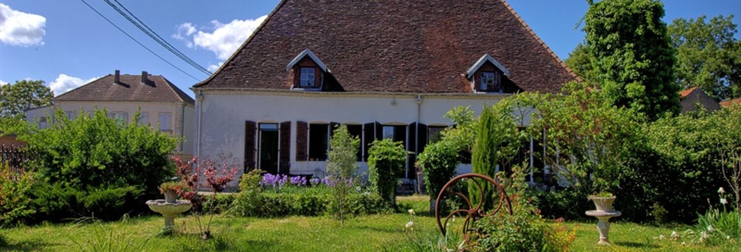 Maison 9 Pièces 205 m² à vendre à Tavaux (39500)
