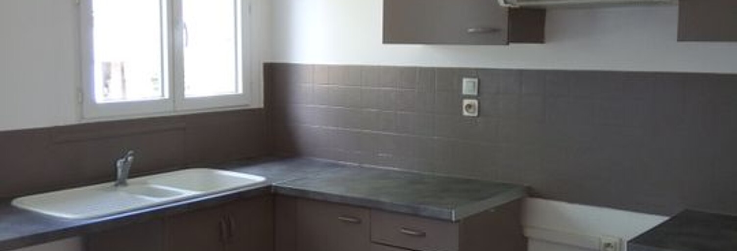 Maison 4 Pièces 77 m² à louer à Coron (49690)