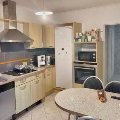 Appartement 3 pièces 1000 €