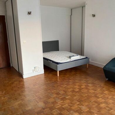 Appartement 1 pièces 1300 €