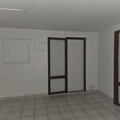 Appartement 3 pièces 1050 €