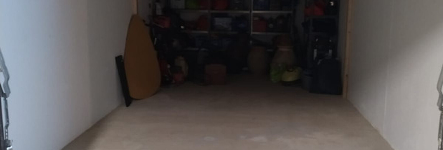 Garage  27 m² à vendre à Bastia (20600)