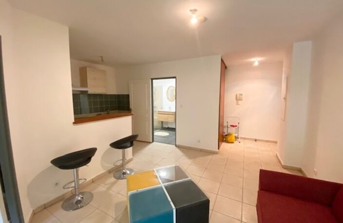 A louer Appartement 2 pièces 49 m² sur BELLE PIERRE (974) — photo 4