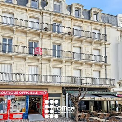 Appartement 4 pièces 480700 €