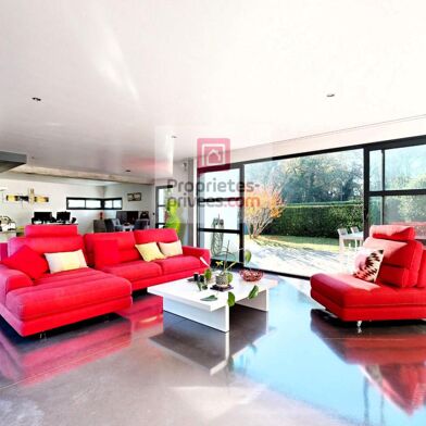 Maison 4 pièces 727000 €