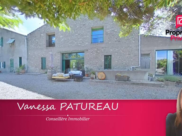 Propriété Ouveillan - 402 m² habitables - Piscine & dépendances — photo 1