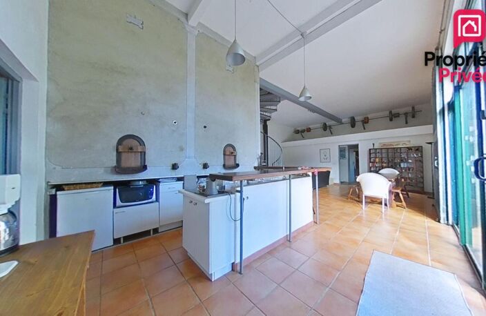 Propriété Ouveillan - 402 m² habitables - Piscine & dépendances — photo 5