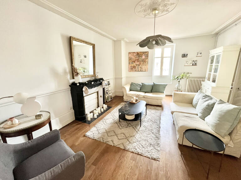 7 pièces de 183 M2 - Centre-ville - 5 chambres - Cuisine équ — photo 1