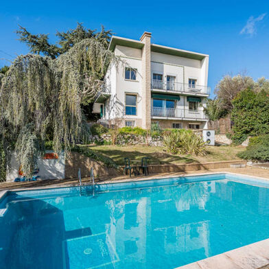 Maison 8 pièces 750000 €