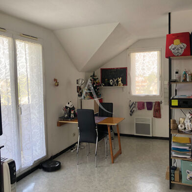 Appartement 1 pièces 490 €