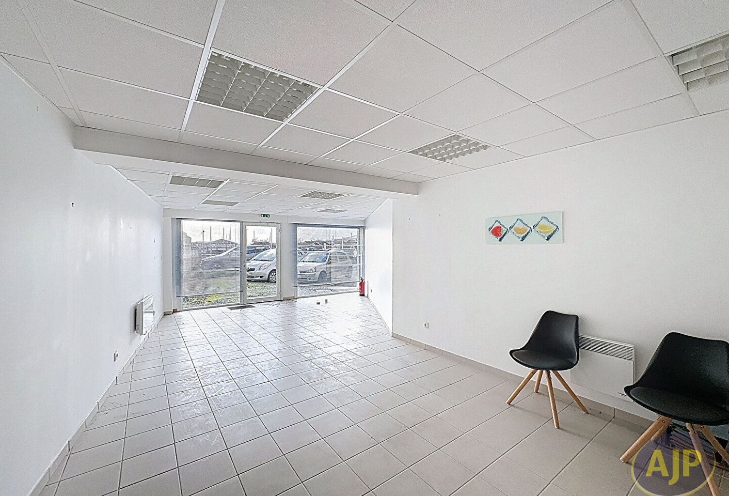 Local commercial CASSY Lanton — photo 1