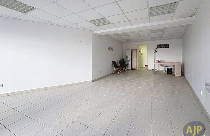 Local commercial CASSY Lanton — photo 3