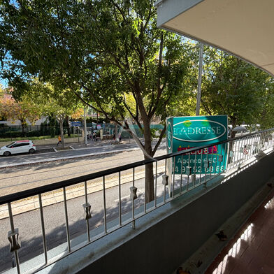 Appartement 3 pièces 1069 €