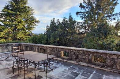 Maison 10 pièces 397000 €