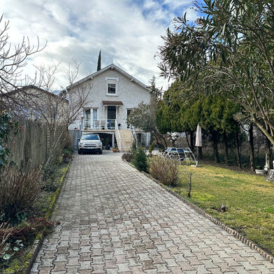 Maison 5 pièces 415000 €