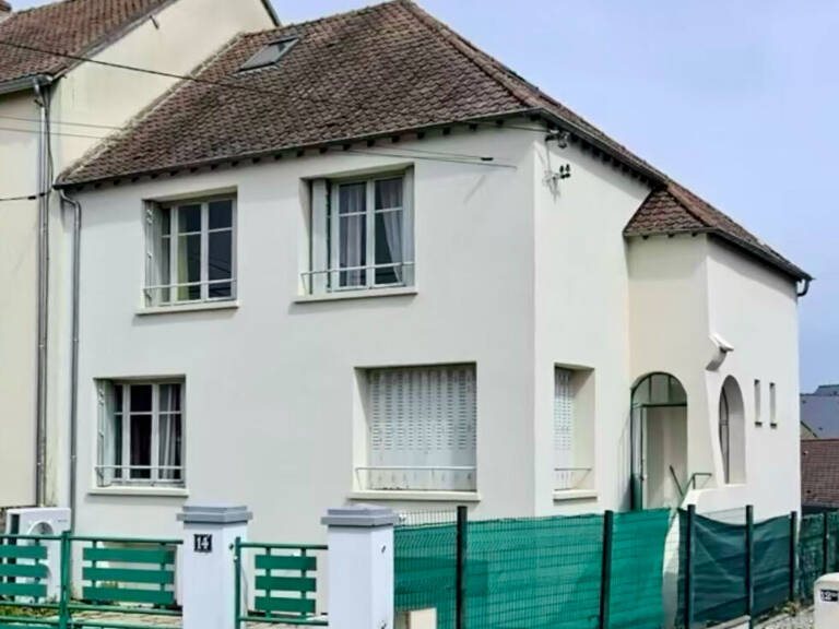 Maison avec 6 chambres, proche centre ville. — photo 1