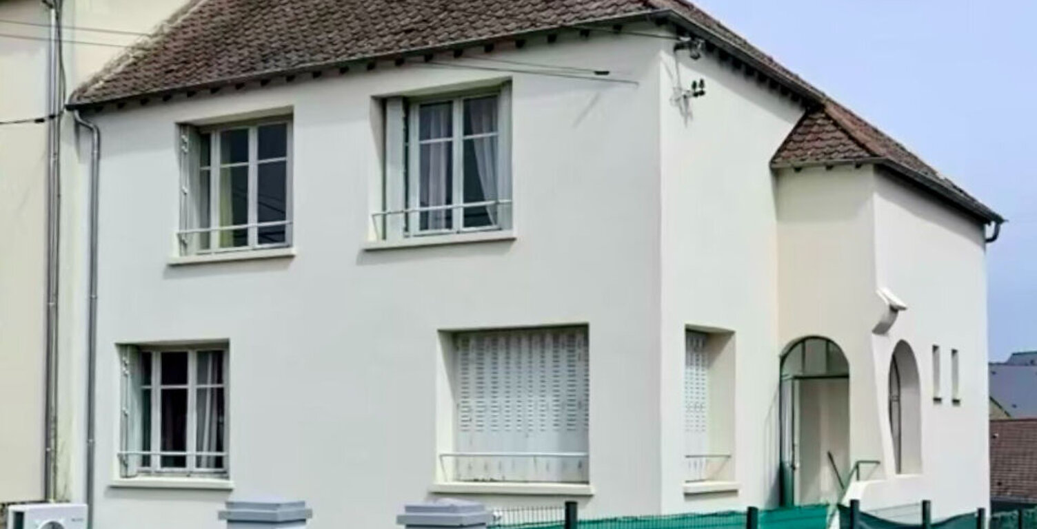 Maison avec 6 chambres, proche centre ville. — photo 1